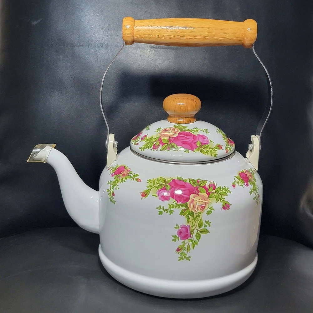 1962 Royal Albert Old Country Rose Kettle Teapot Spout Protector Wooden Handle